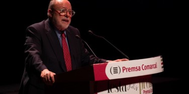 El president de l'ACPC, Fracesc Fàbregas, durant la darrera Festa dels Premis Premsa Comarcal