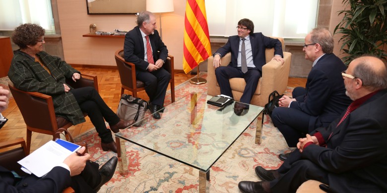 El president Carles Puigdemont, reunit amb la junta de l’ACPC