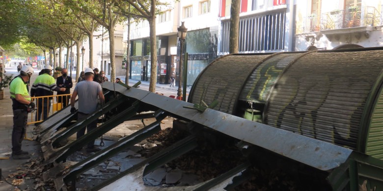 Els treballs de retirada dels quioscos / Ajuntament de Lleida