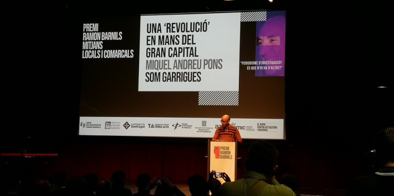 Miquel Andreu en el moment de rebre el guardó