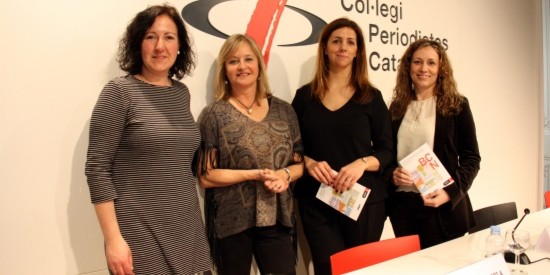 La vocal de la Junta del Col·legi de Periodistes Núria de José, la membre del Consell de l'Audiovisual de Catalunya Yvonne Griley, la regidora de Dona i Drets Civils de l'Ajuntament de Barcelona, Francina Vila i la directora del Programa de Dona de l'Ajun