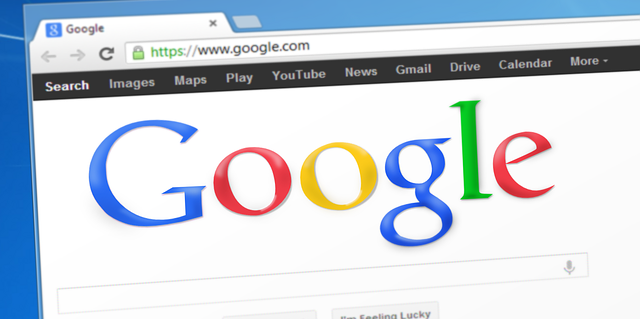 El logotip de Google en un navegador / Simon - Pixabay