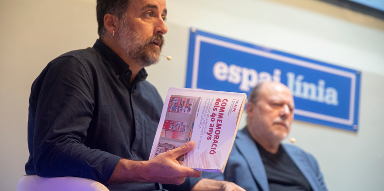Francesc Florensa, vicepresident de l'ACPC, durant la presentació del llibre a l'Espai Línia de Barcelona. Foto: Comunicació 21