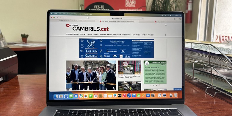 Ordinador portàtil a la Revista Cambrils | Lluís Rovira i Barenys