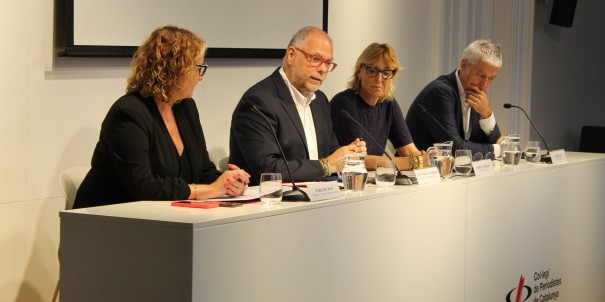 Núria de José, Joan Maria Morros, Mireia Gubern i Albert Om, durant la presentació
