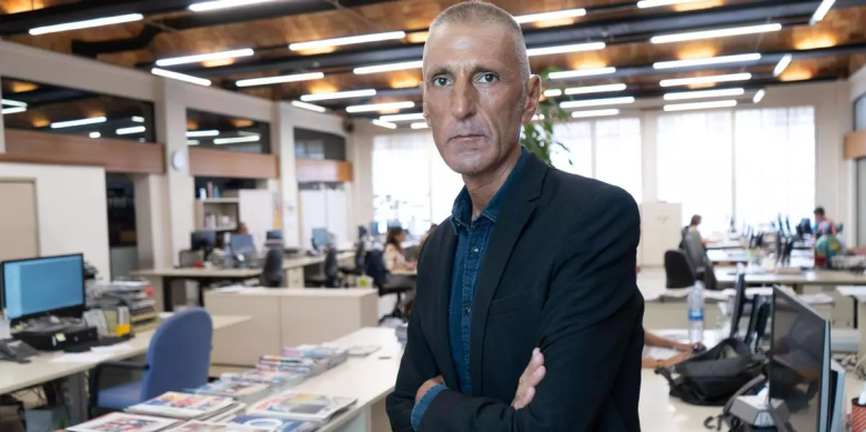 El periodista Josep Lluís Micó, autor del llibre "Artificialitis". / Oscar Bayona