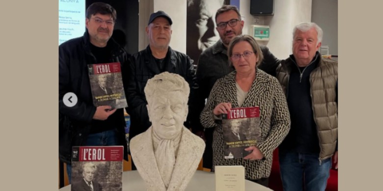 Una foto de família durant la presentació del passat divendres