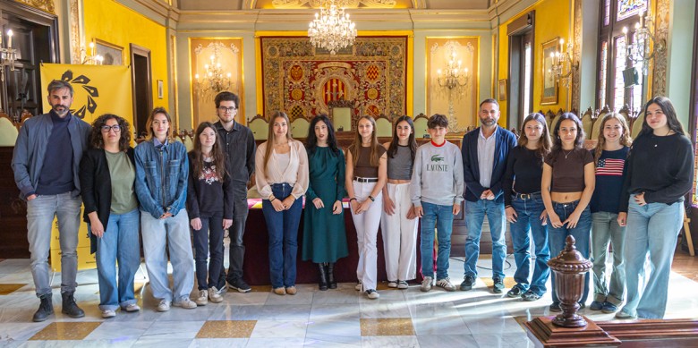 El saló de plens de la Paeria de Lleida va acollir l’entrega dels premis del concurs Josep Pernau / Jordi Echevarria
