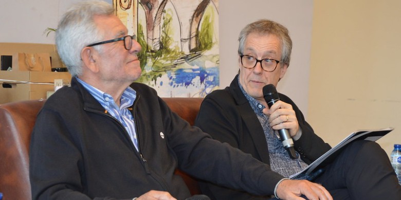 Gonçal Mazcuñán i Enric Badia dialogant durant la 17a Convenció de l'ACPC celebrada el passat dissabte a Sallent