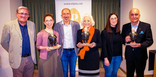 Premiats i organitzadors durant la cerimònia. Foto: Jordi Alavedra