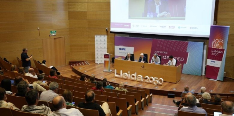 El debat es va celebrar a l’Auditori del Centre de Cultures i Cooperació Transfronterera de la UdL - Amado Forrolla / Segre