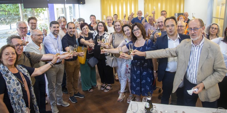 Una imatge de la inauguració de l'exposició 'Recorregut visual per Nova Tàrrega' feta ahir al Casal Cívic i Comunitari de Tàrrega. Foto: Grup Segre