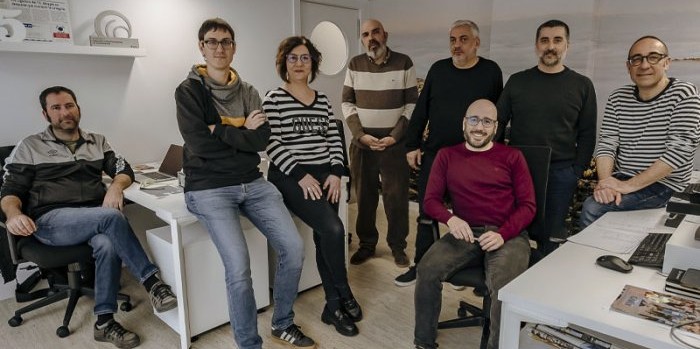 L'euip de Som Garrigues a la redacció del periòdic. Foto: Som Garrigues