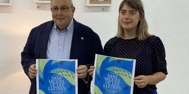 El president de la Fundació Horitzons 2050, Antoni Gelonch, i dirigit per la llibretera i editora Mertxe París. Foto: Fundació Hortizons