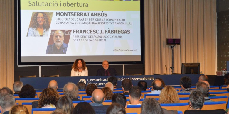 Obertura de l’acte amb Montserrat Arbós, directora del grau en Periodisme i ComunicacióCorporativa de Blanquerna-Universitat Ramon Llull i Francesc Fàbregas, president de l’Associació Catalana de la Premsa Comarcal