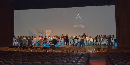 Dinar de la Convenció amb tots els guardonats celebrat a l'escenari del Teatre d'Esparreguera
